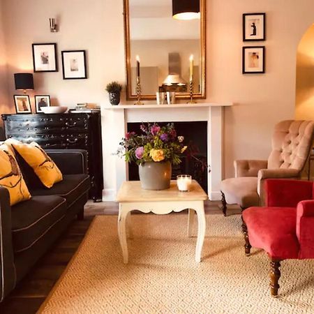 Pass The Keys Old Beams Luxury Style & Comfort In Town Centre 贝克韦尔 外观 照片